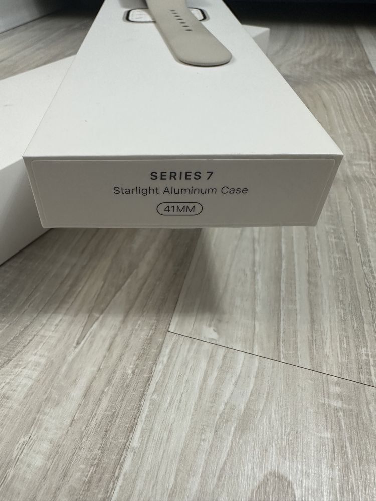 APPLE Watch Series 7 GPS, 41mm Starlight Aluminium Case with Starlight