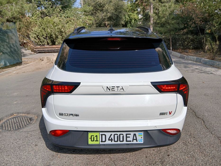 Электромобиль NETA aya V