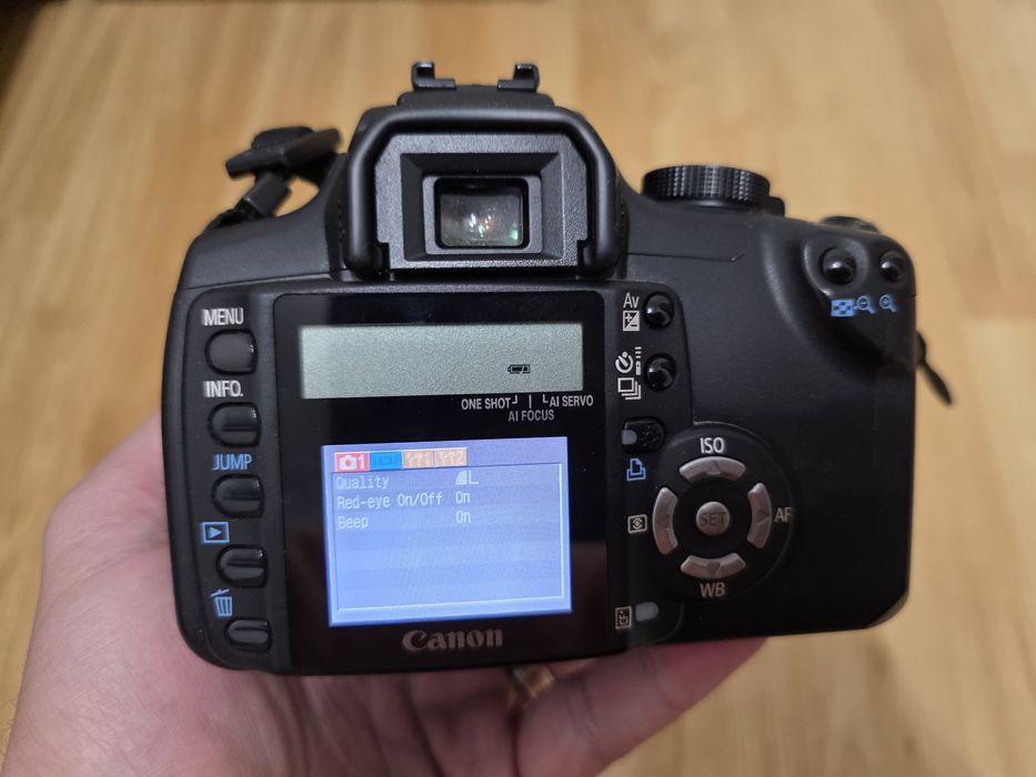 Vand aparat foto DSLR Canon 350D
