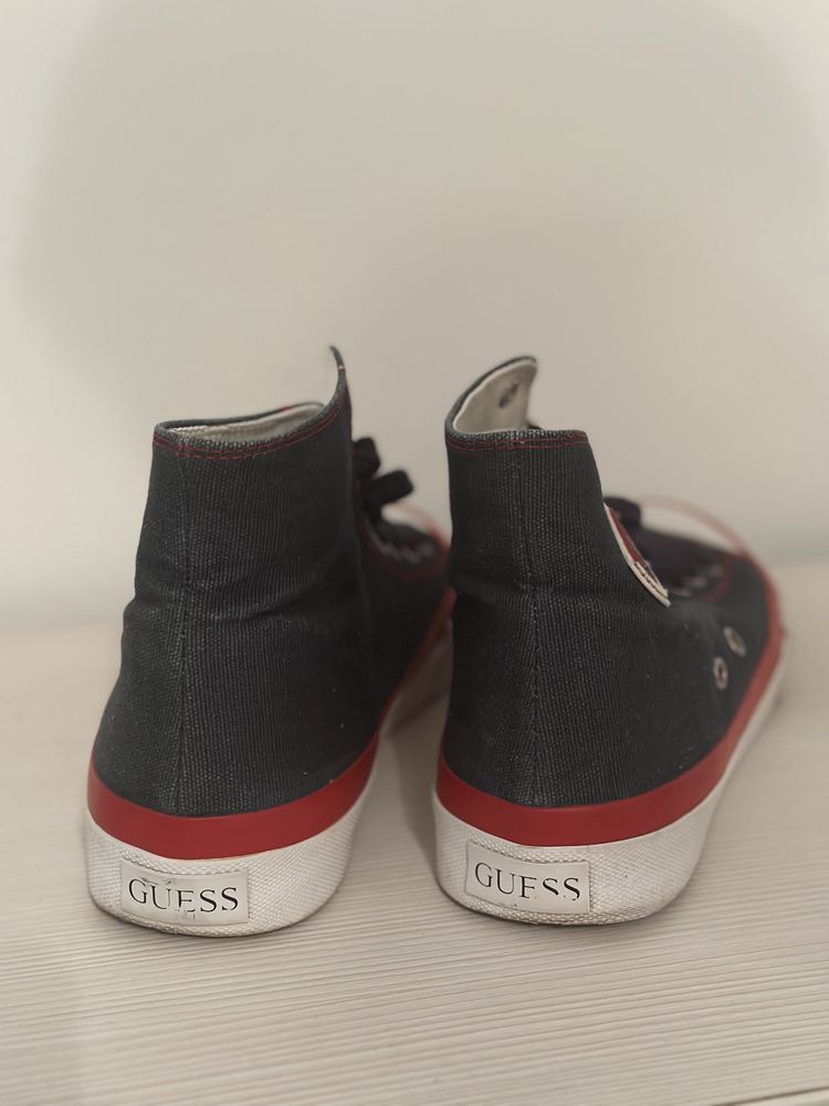 Pantofi sport marca Guess