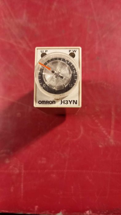 Releu de timp OMRON H3YN-4