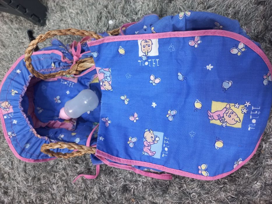 Papusa cu sunet sí accesorii