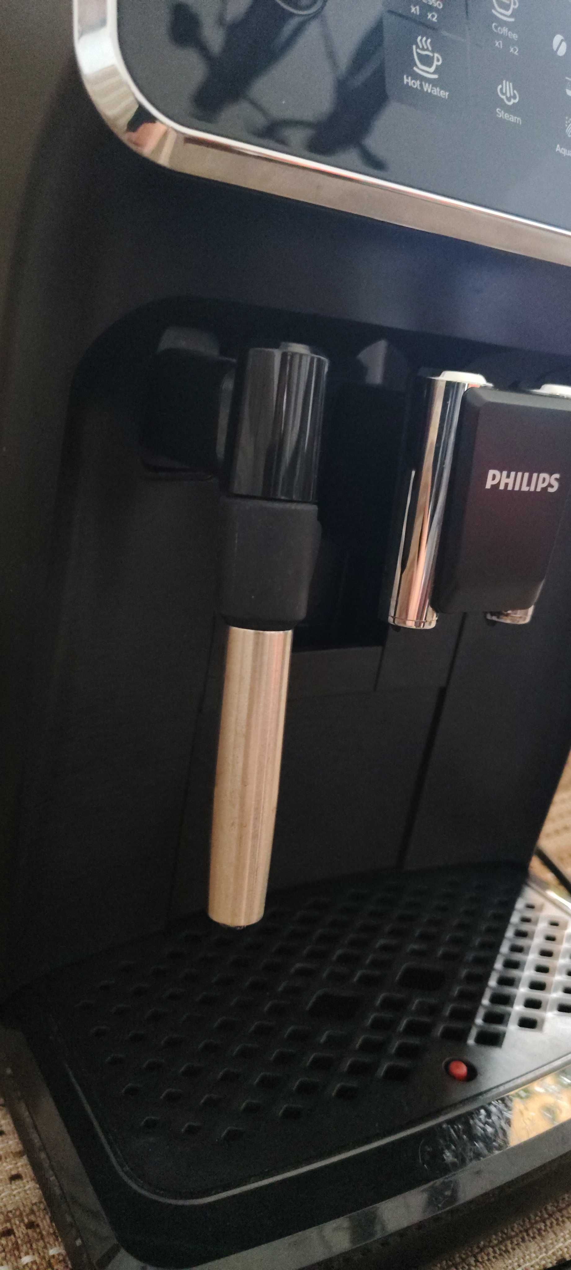 Продавам Кафемашина PHILIPS EP1224/00
