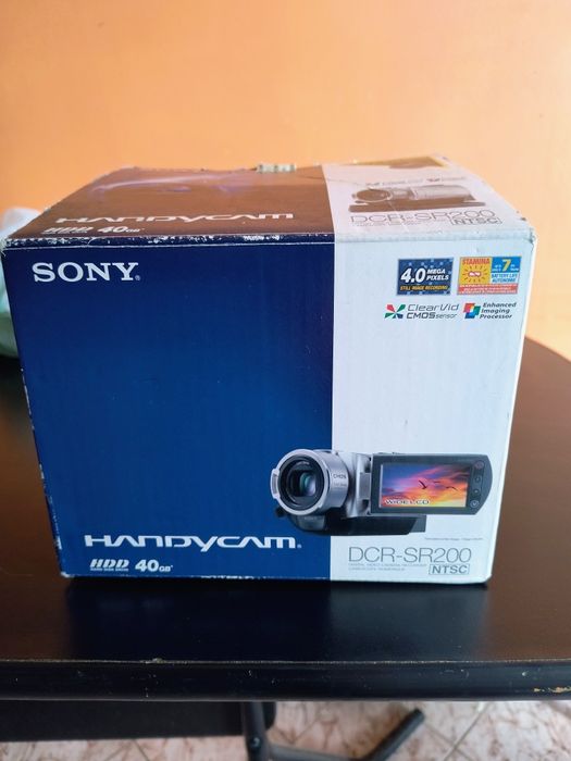 Sony DCR-SR200 Digital Camcorder-Дигитална видео камера
