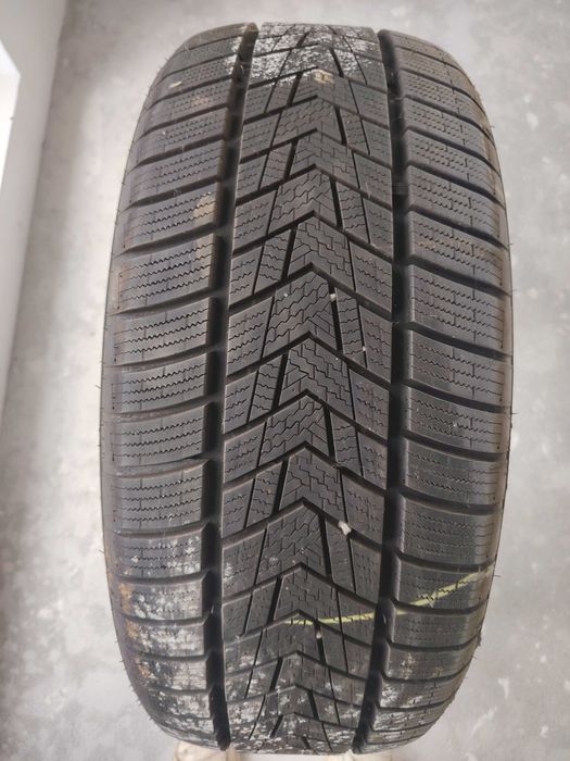 Anvelope NOI 235/45/R19 M+S