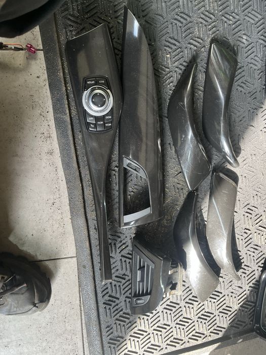 Интериорни лайстни бмв 1 ф20 ( interiorni laistni bmw f20 )