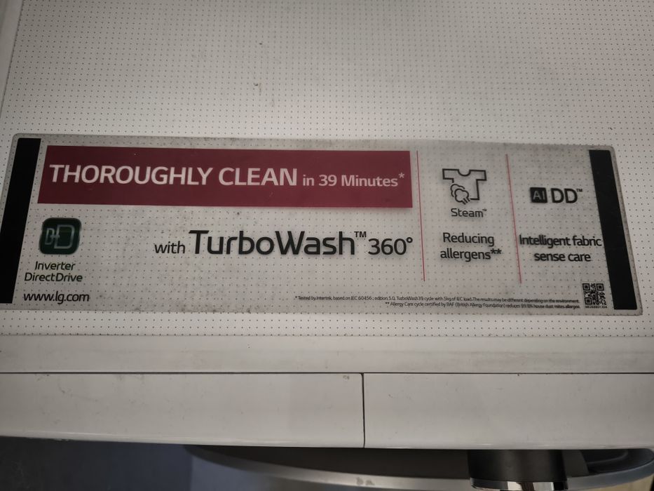 Masina de spalat cu uscator LG