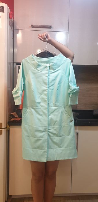 Плащ летне-весенний в хорошем состоянии