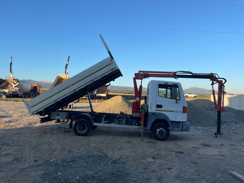 Nissan Atleon Basculabil cu Macara