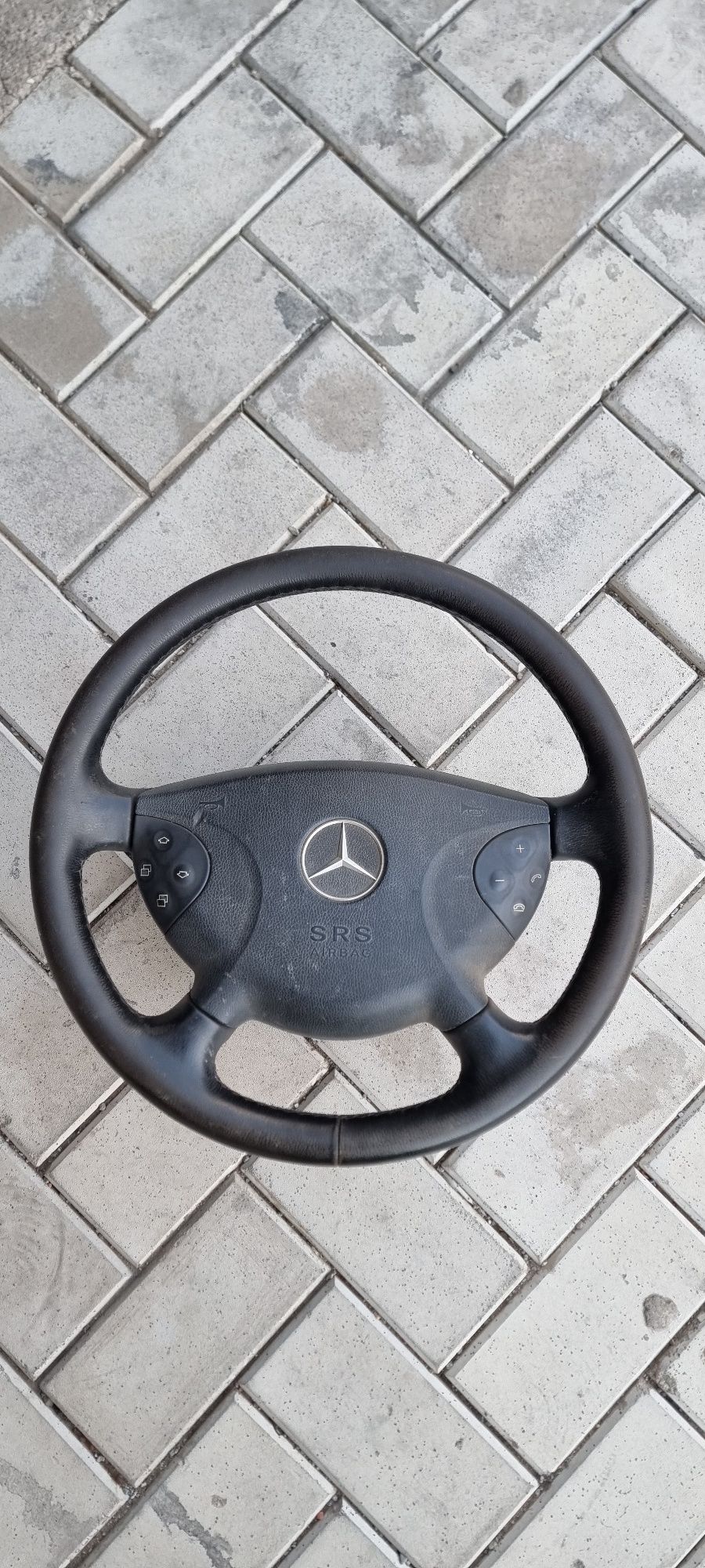 Руль от Mercedes-Benz W211