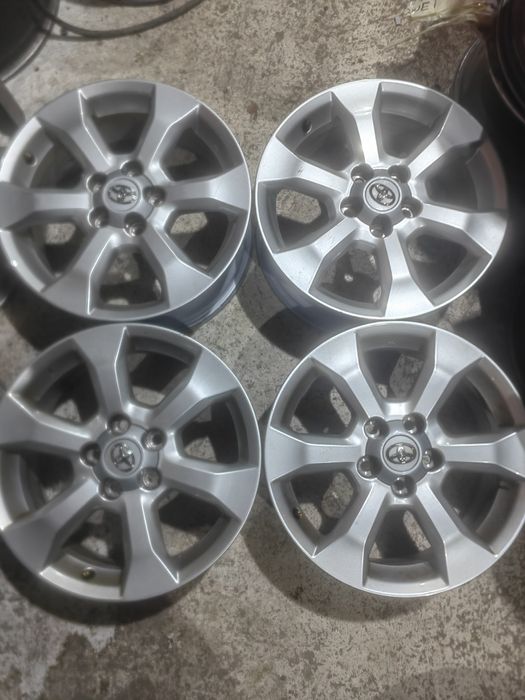 Оригинални джанти за Тойота (Toyota RAV 4) 17" 5х114.3