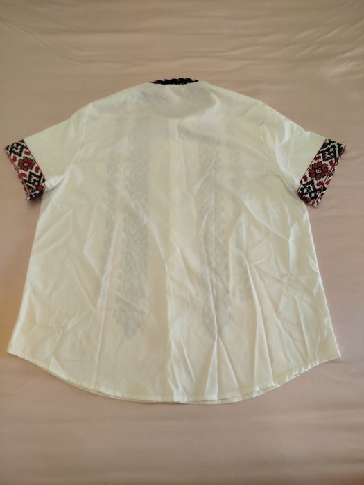 Мъжка риза с принт в етно стил