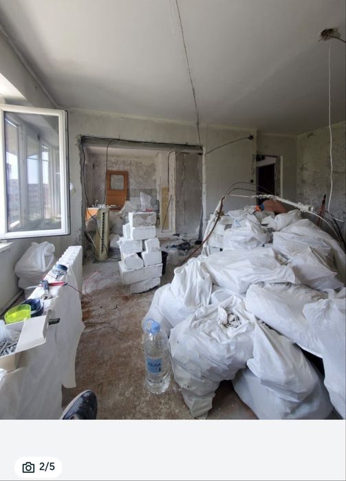 Curatenie moloz debarasari