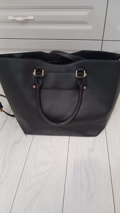 Poseta tip shopper bag din piele