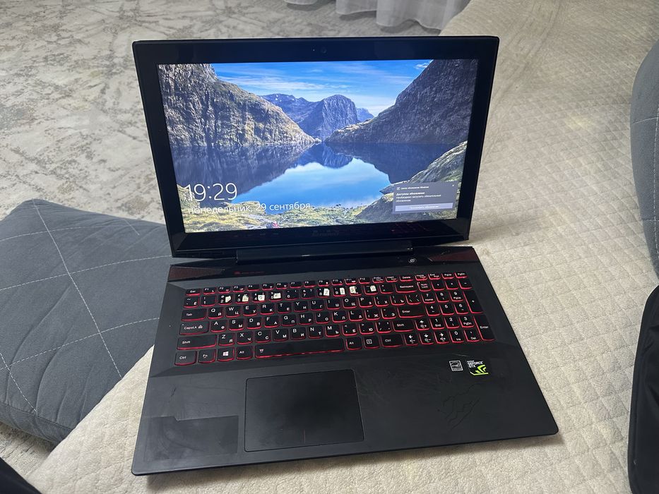 Ноутбук Lenova Y50-70