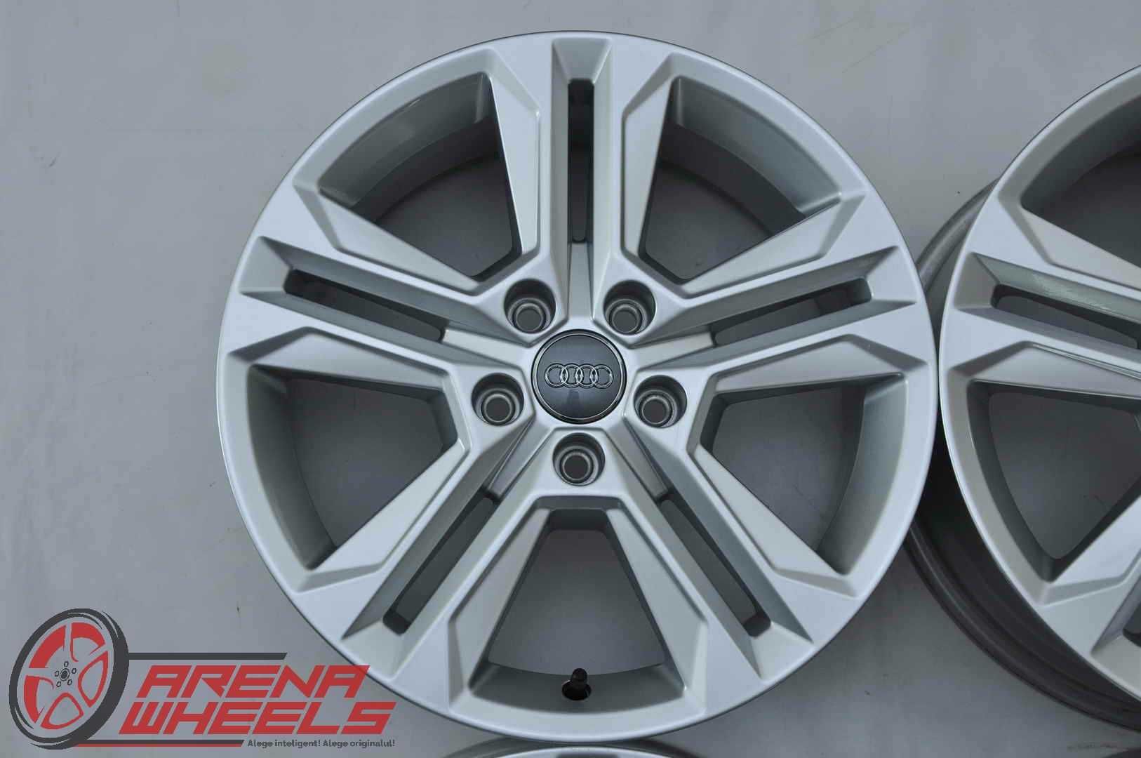 Jante Noi 17 inch Originale Audi Q2 SQ2 GA R17 81A601025AJ