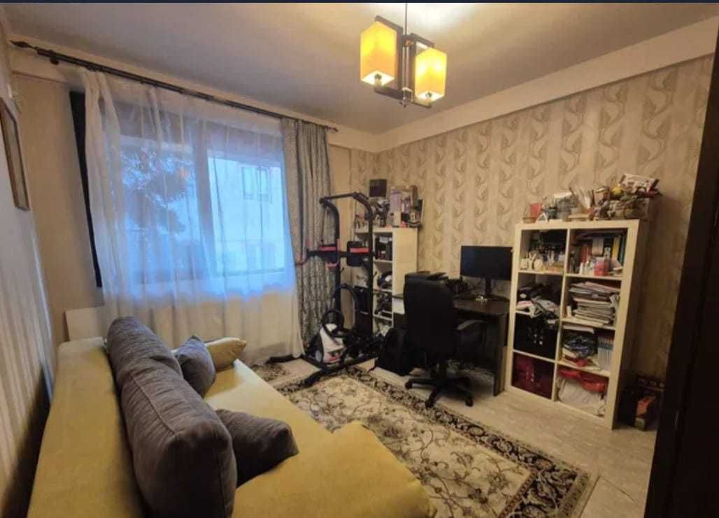 Ap3 cam Damaroaia 2 loc parcare incluse