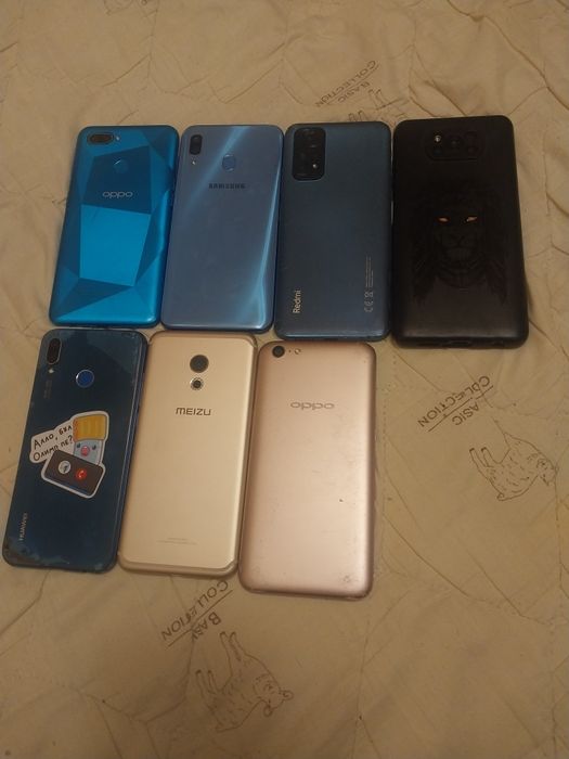 Продаются телефоны