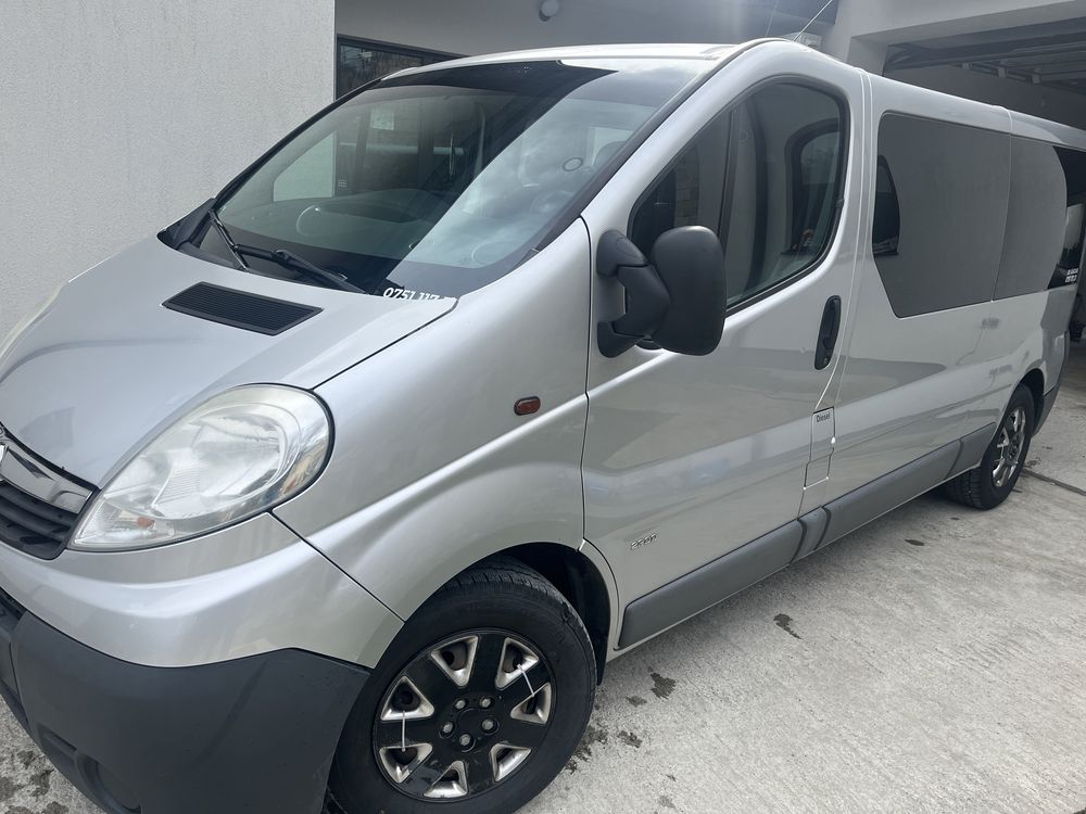 De vînzare Opel Vivaro