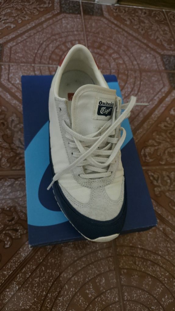 Спортни обувки ,маратонки ,Asics Onitsuka Tiger,мъжки или детски