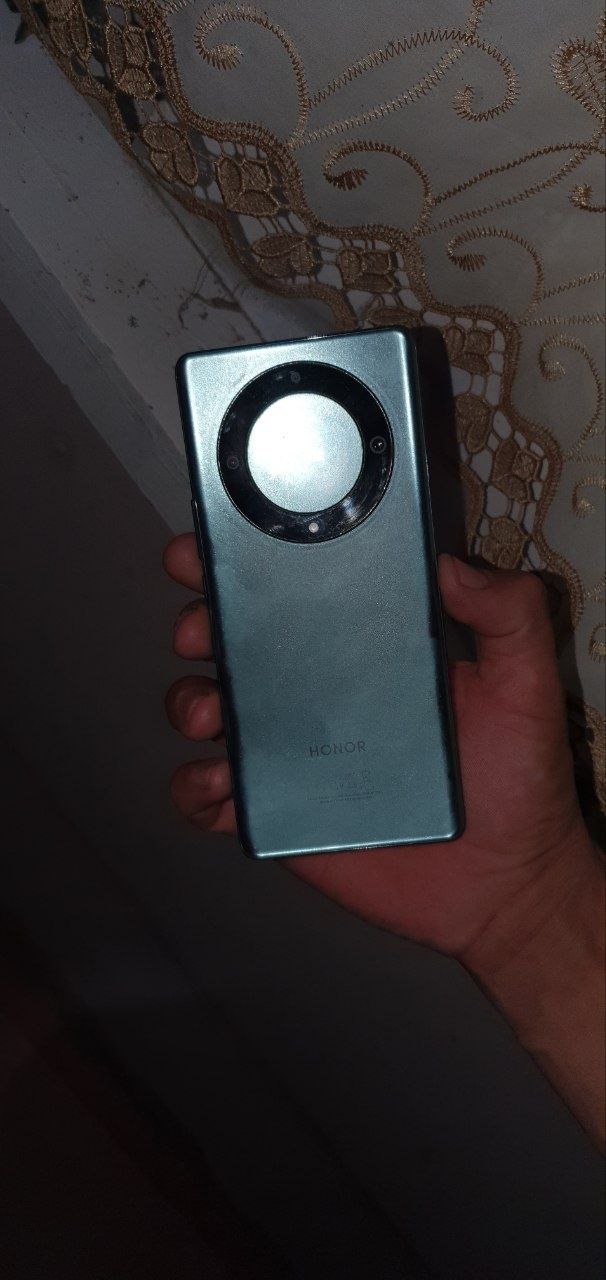 Honor X9a karopka