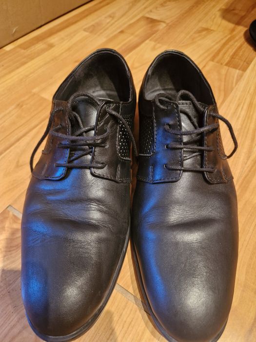 Pantofi din piele marimea 41