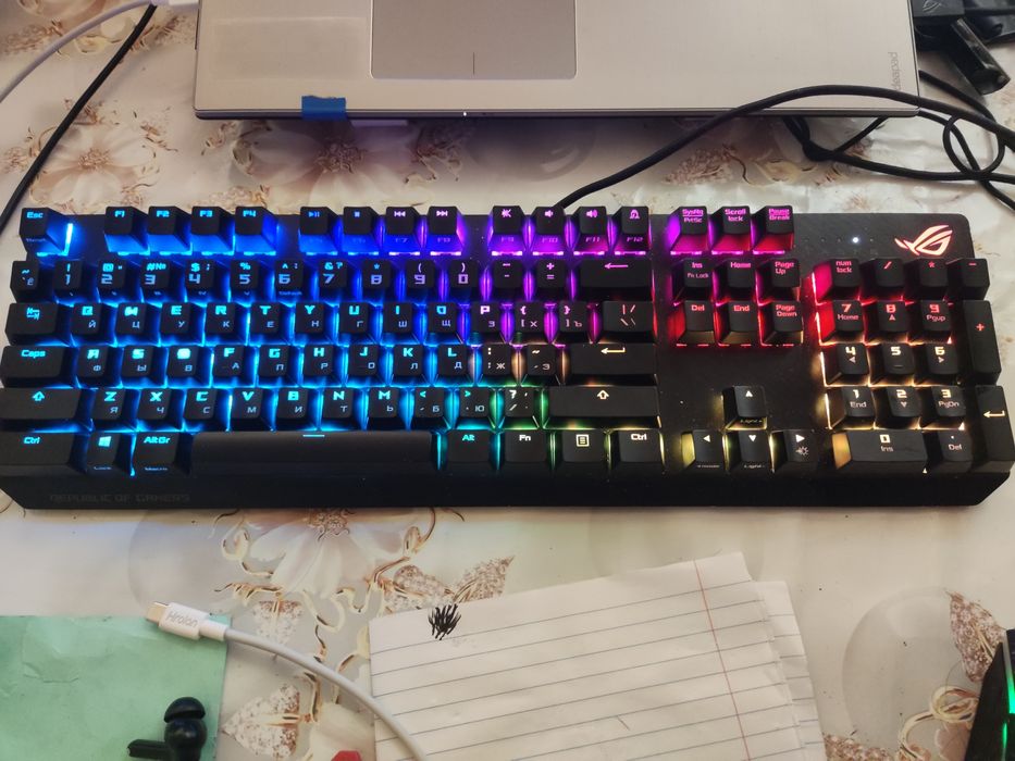 Продам клавиатуру ROG STRIX SCOPE NX