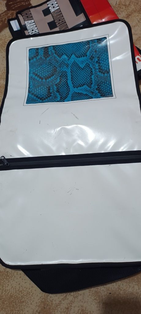 Genti laptop dimensiuni 34/40 cm