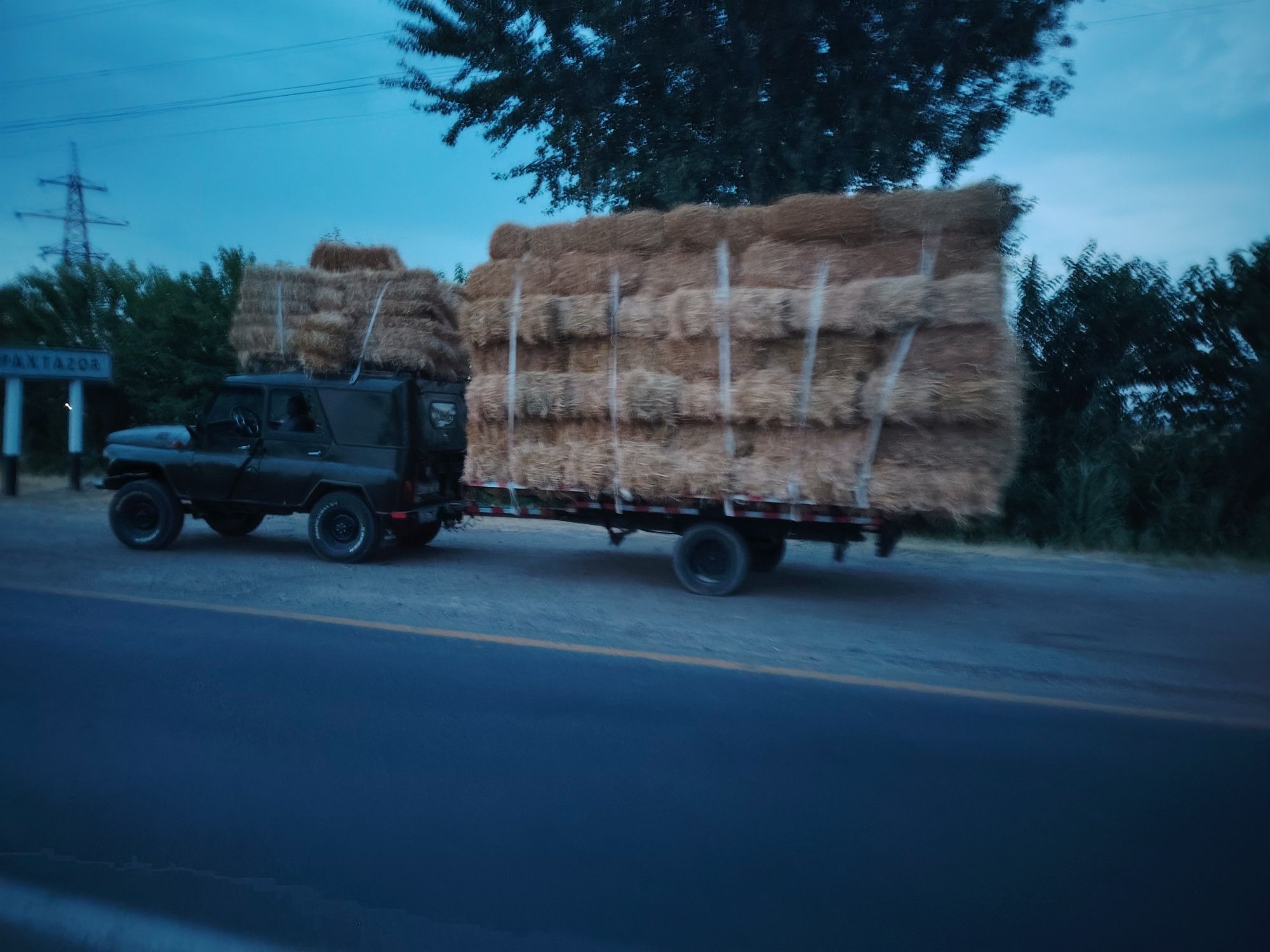 Uaz 469 prisepi bilan sotiladi
