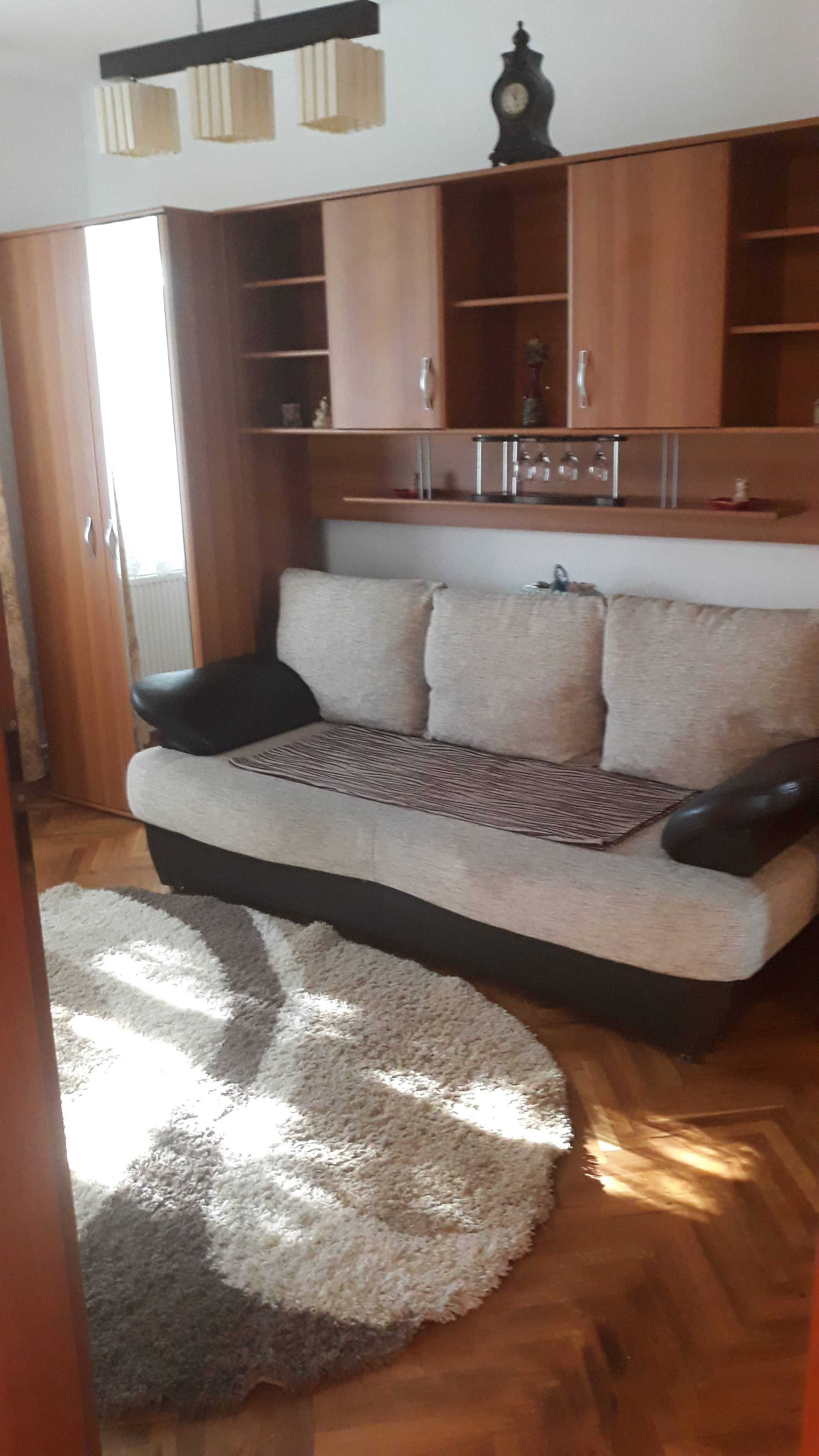 Apartament 3 camere la vila, 70mp util, decomandat