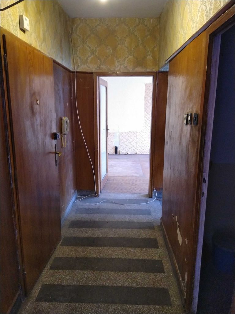 Продава се Двустаен апартамент в Перник, Изток - 57 кв.м за 965 €/кв.м - Снимка #3