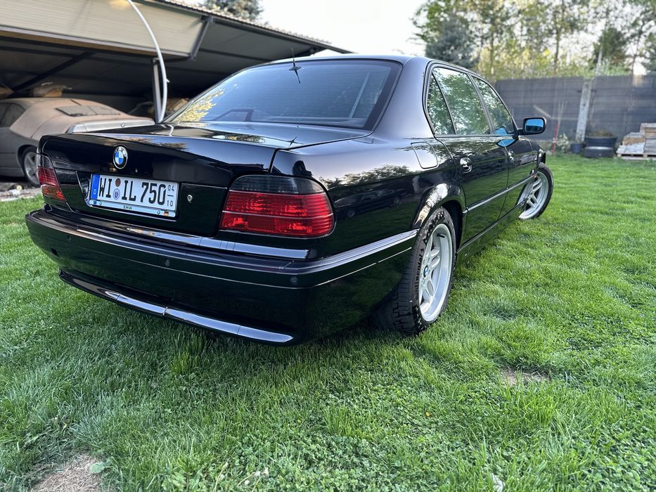 Bmw 750 IL varianta long f rara, vehicul istoric din 01.2026