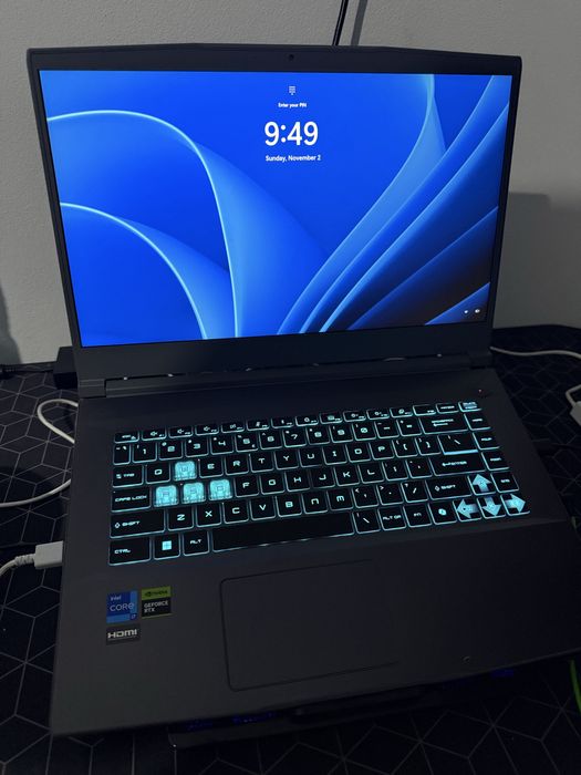 Vand Laptop Gaming ( i7 ; rtx 3050 ) GARANTIE