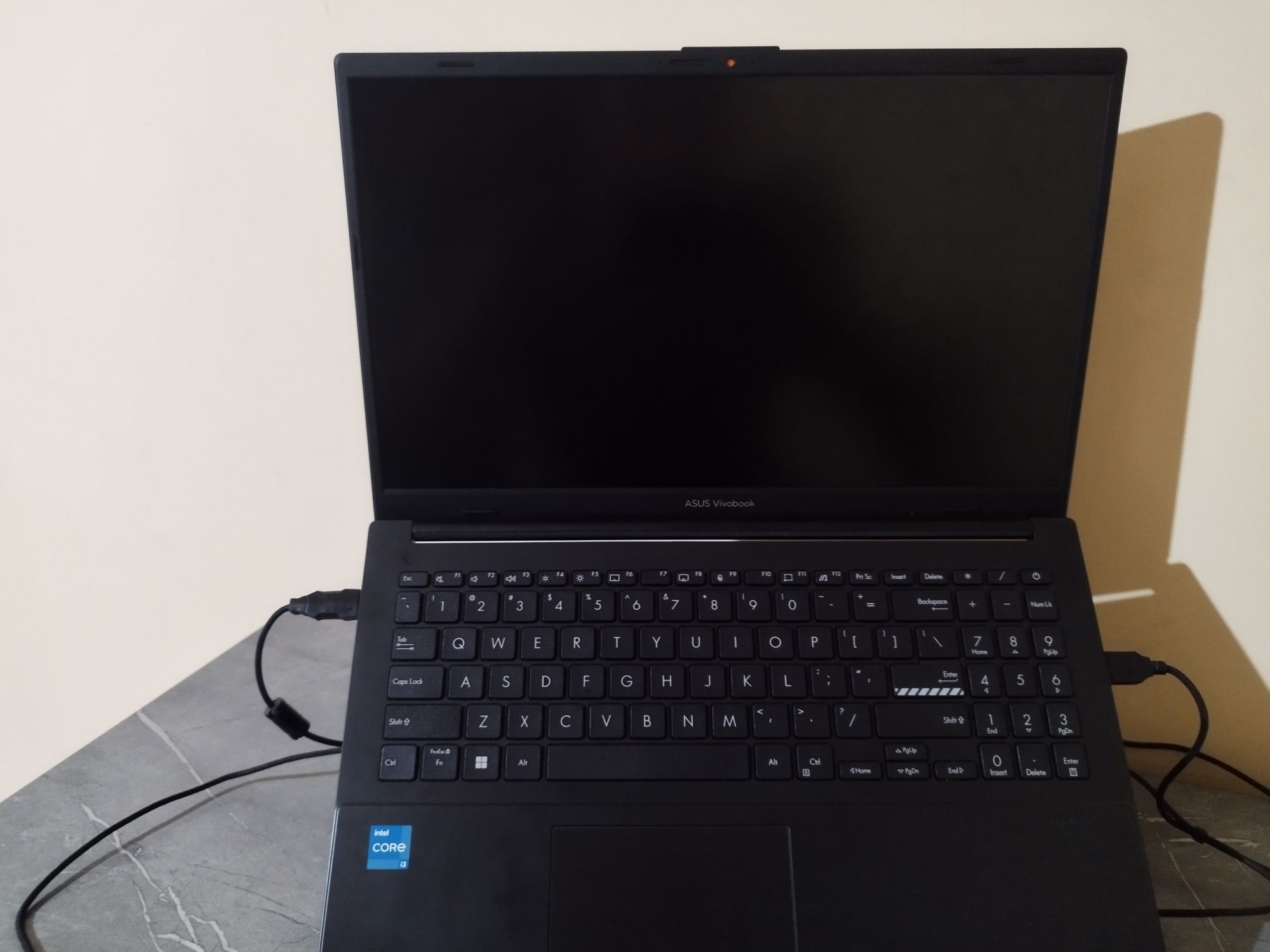Asus vivobook E1504GA YANGIDEK