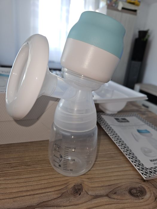 Pompă electrică pentru sâni