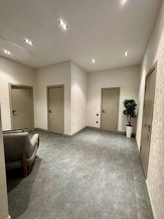 Сдаётся нежилое помещение на Юнусобод 320м2