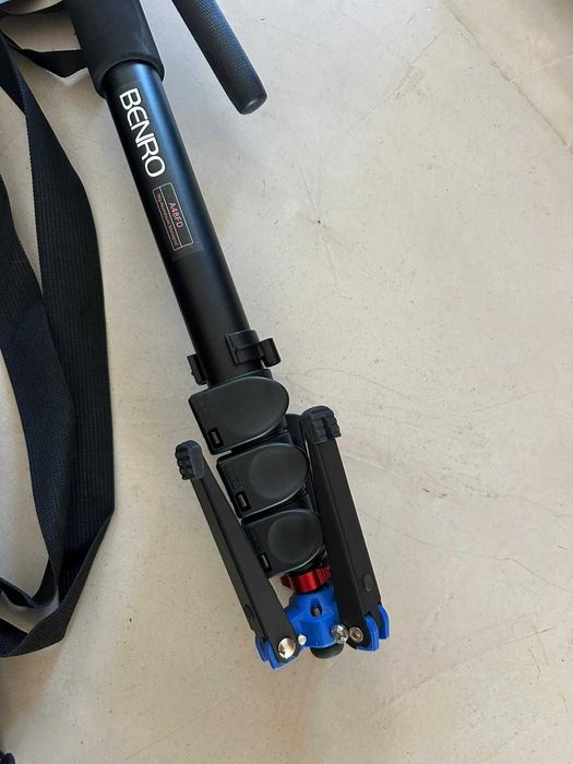 Monopod cu Cap Fluid - Benro A48FDS4 - Nou
