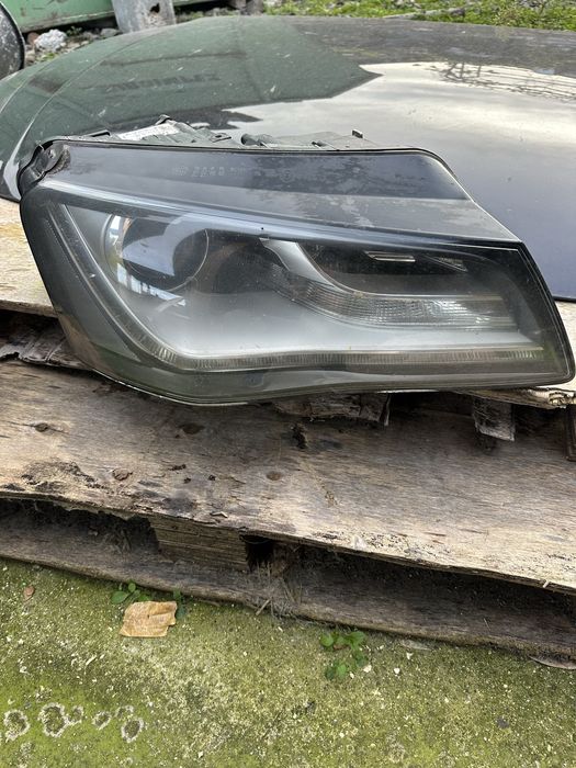 Audi A8 d4 Десен фар Оборудван За стъкло!