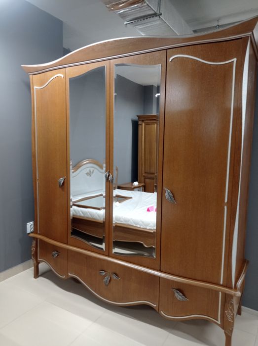 Сборщик мебели. Жиһаз жинаймын