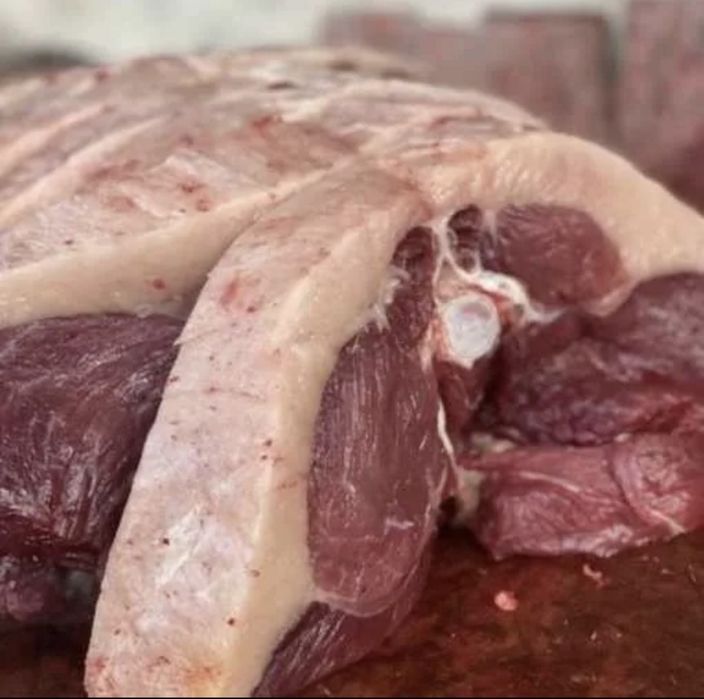 Ет бұзу, ет бузу, қасапшы, распил мясо, разделка мясо