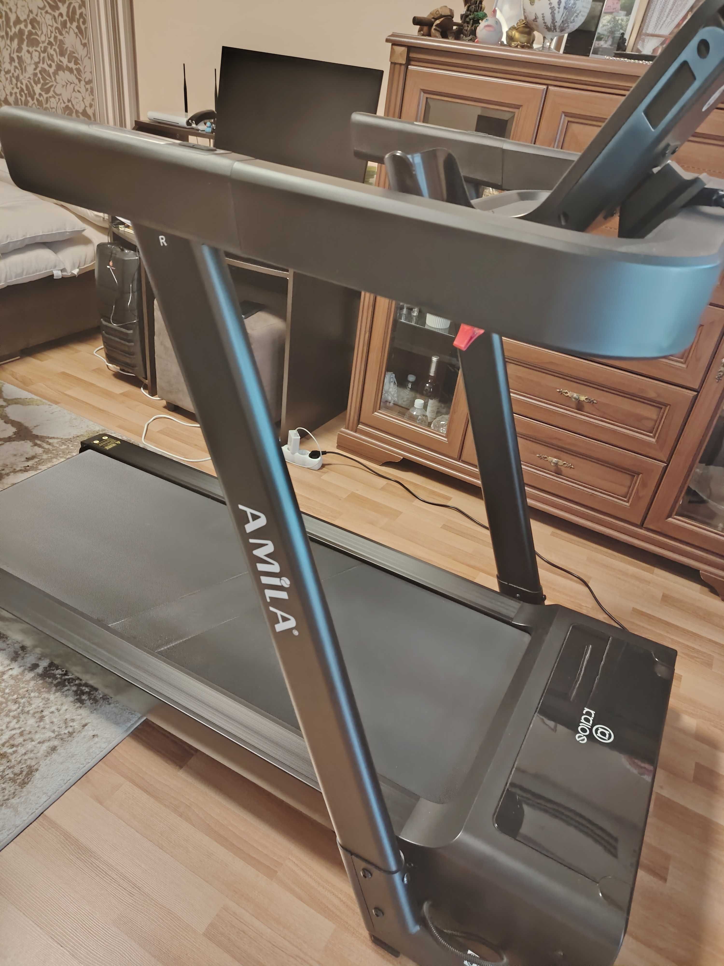 Бягаща пътека Amila Calos F300PI