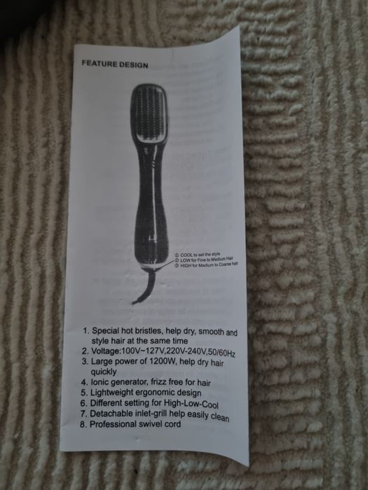 Perie par  cu  aer cald și ioni pt  indreptat și uscat par  simultan