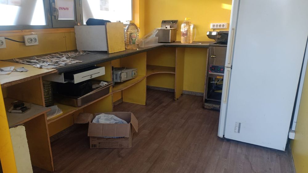 Ішіне қосып беремыз Донер аппарат 1
Гриль аппарат 1
Бургер аппапат 1
Ф