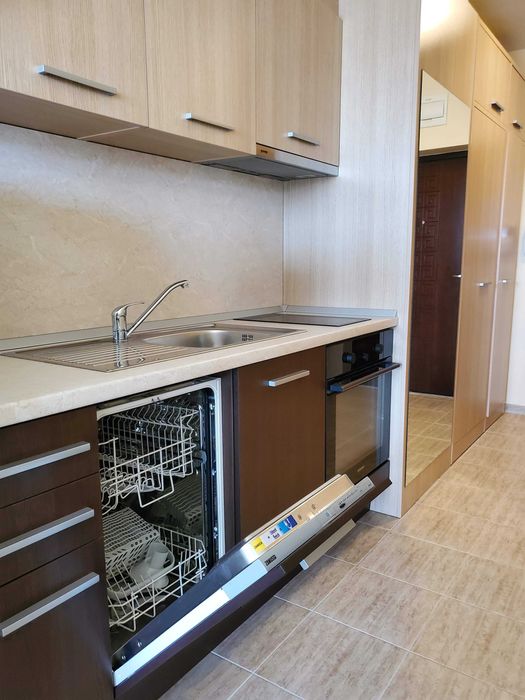 Дава се под наем Двустаен апартамент в Варна, Бриз - 55 кв.м за 612 € - Снимка #9