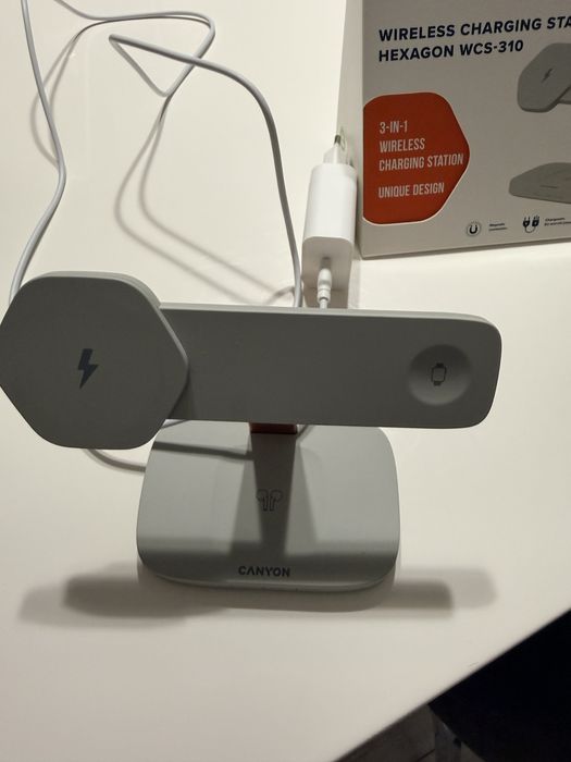 Безжично зарядно Canyon - Hexagon WCS-310 3-в-1, LightGrey/Orange