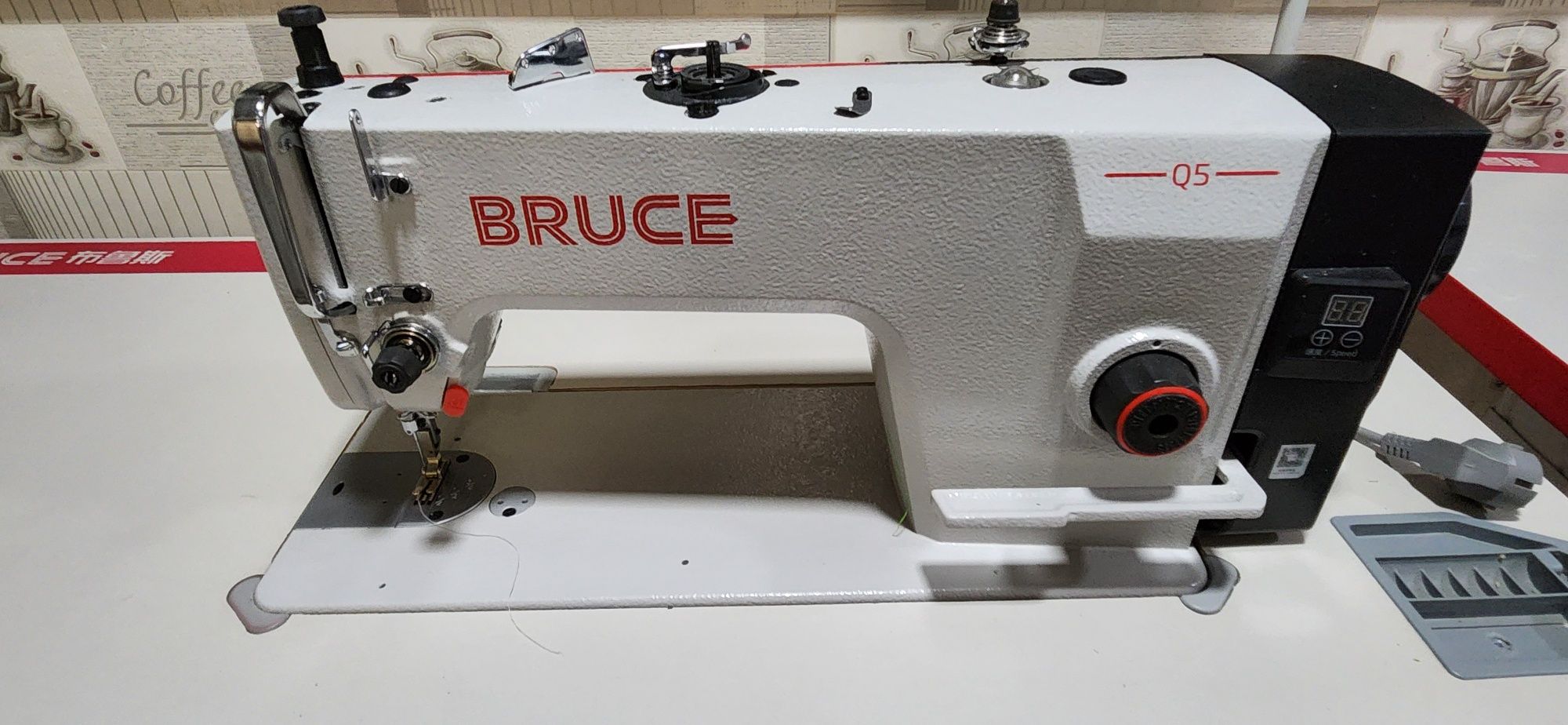 BRUCE electronic moshinasi