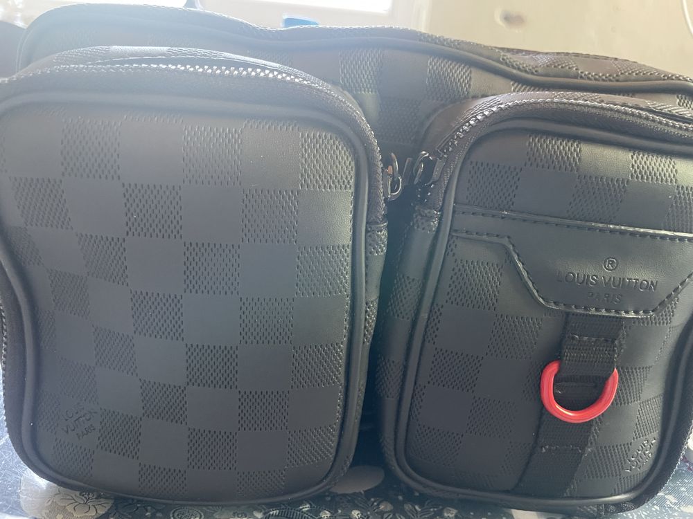 LOUIS VUITTON Damier Grafitte Utility Messenger Shoulder Bag