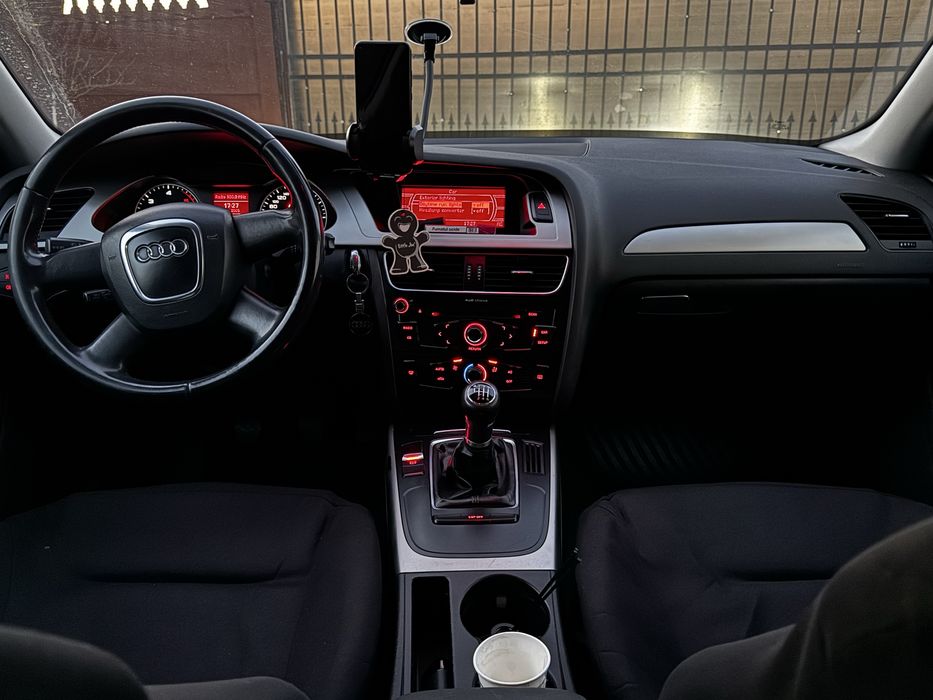 Vand Audi a4 b8 2.0 diesel