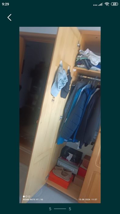 Șifonier din lemn de brad