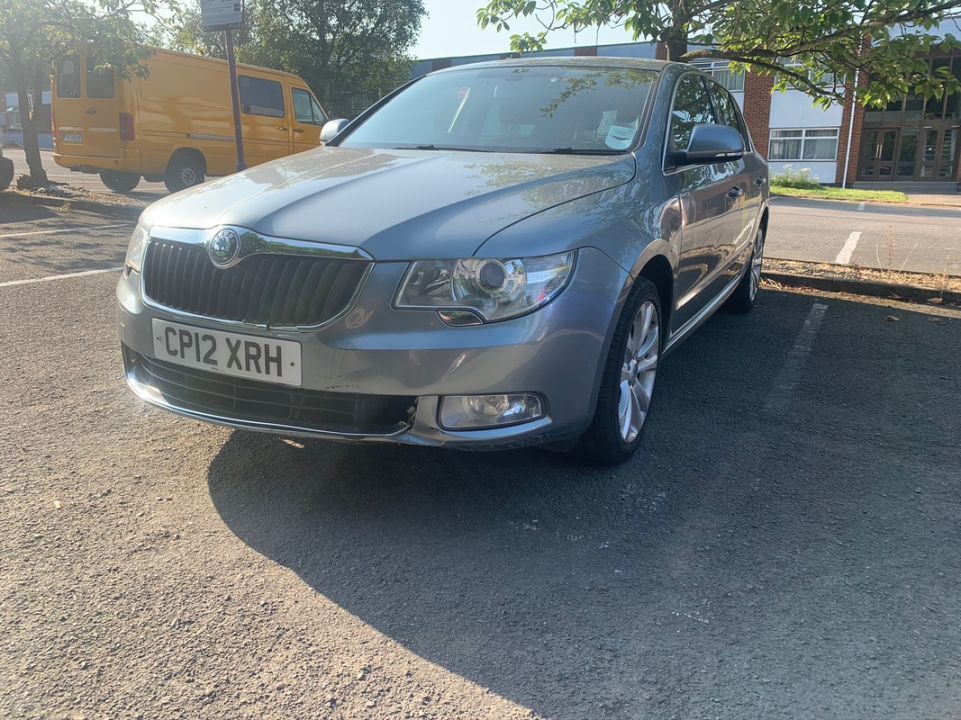 DEZMEMBREZ Piese Skoda Superb Salon Limuzina break  Motor 1.4 1.6 1.9 2.0 Diesel Cod CAY BMS BNV BXE BLS CBA CBB 105CP 140 CP 170 CP euro 4 5 Cutie de Viteze Automata DSG Cod NLP LVQ Manuala 2009-2015